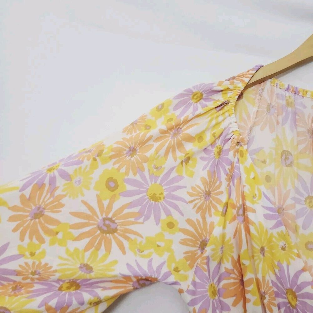 L*SPACE Feelin' Fine Mini Dress in Oopsie Daisy Cut Out Yellow Floral- Large - Picture 4 of 9